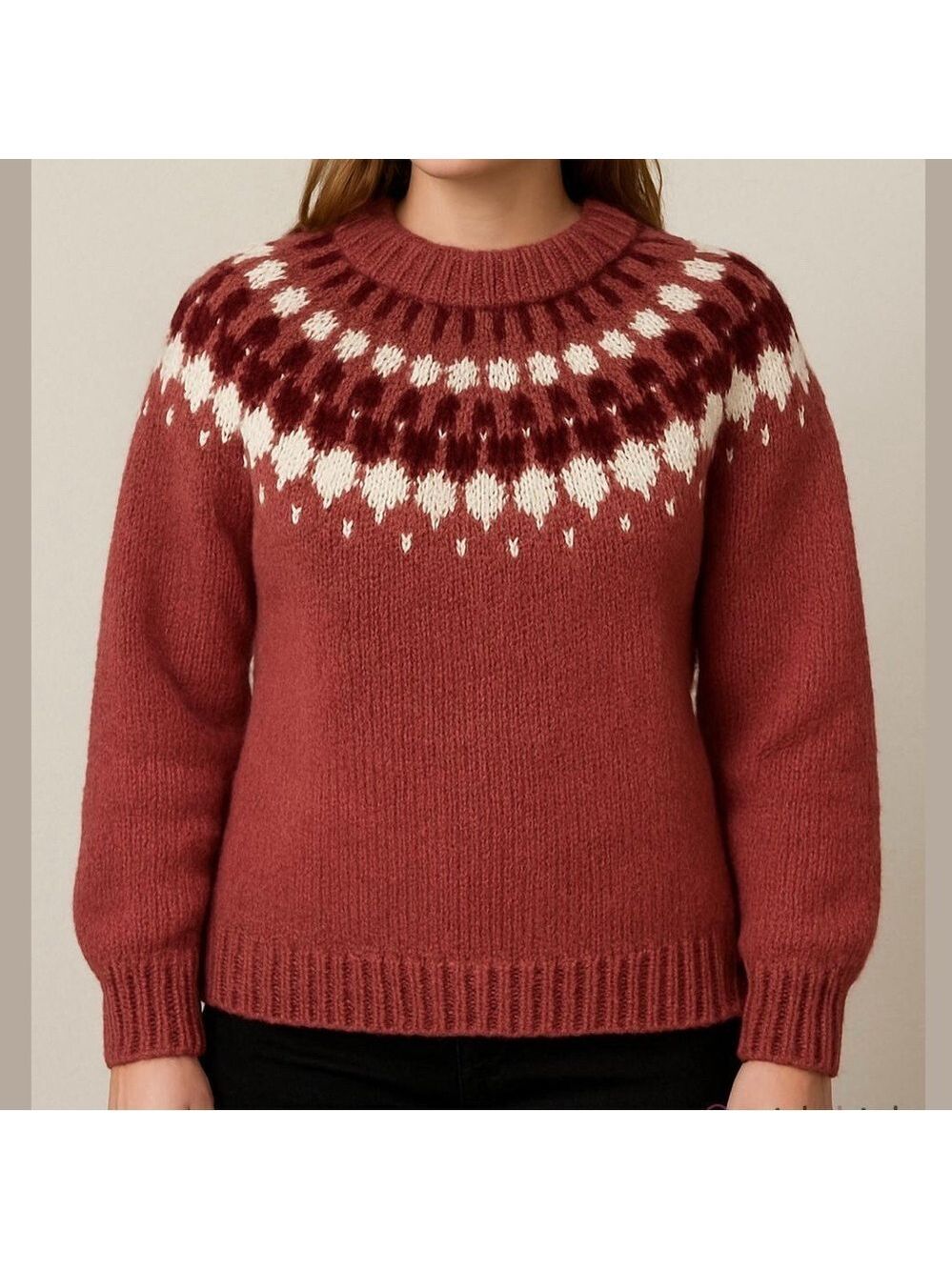 HANDKNIT fisherman fair isle sweater crew neck long sleeves raspberry medium